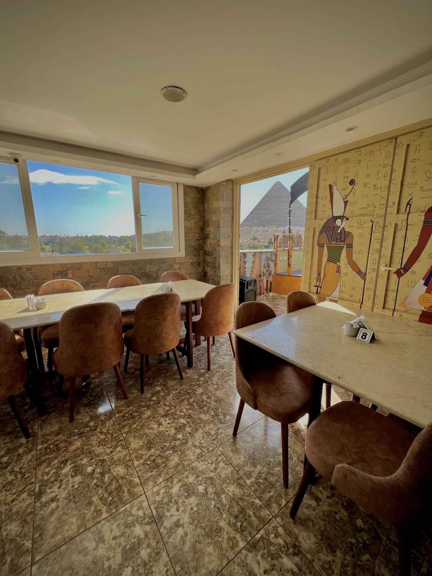 Turquoise Pyramids & Grand Egyptian Museum View Hotel Kafret el-Gabal Esterno foto