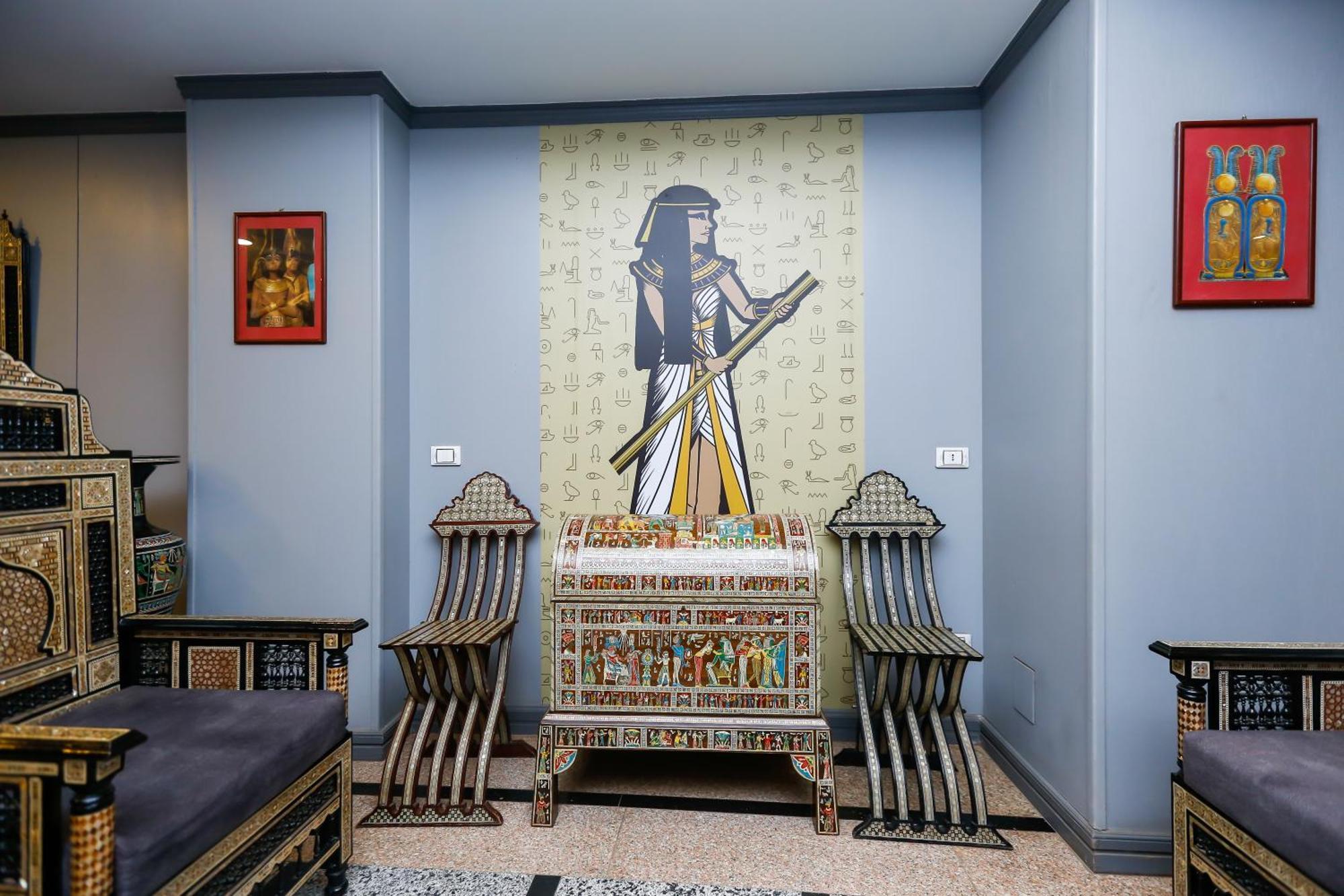 Turquoise Pyramids & Grand Egyptian Museum View Hotel Kafret el-Gabal Esterno foto